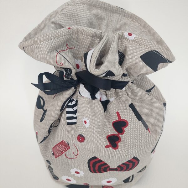 Trousse de toilette ronde